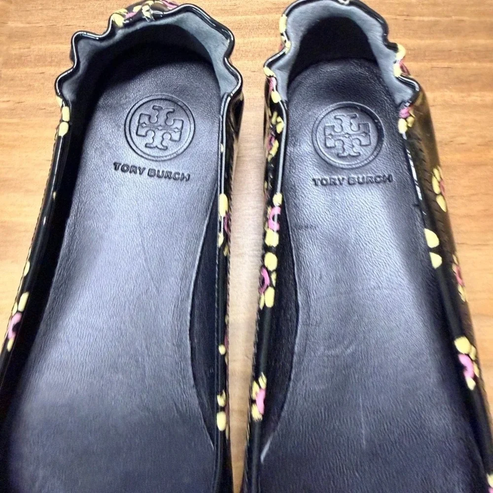 Tory Burch Minnie Travel Ballet Flats 5.5 Floral Patent Leather Black Logo